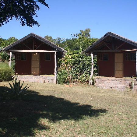 Itc Lodge Ranohira Exterior photo
